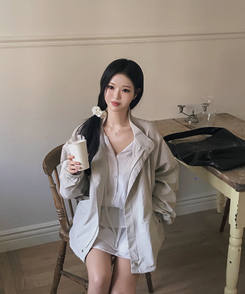 ハイネックウィンドブレーカージャケット LIGHT GRAY