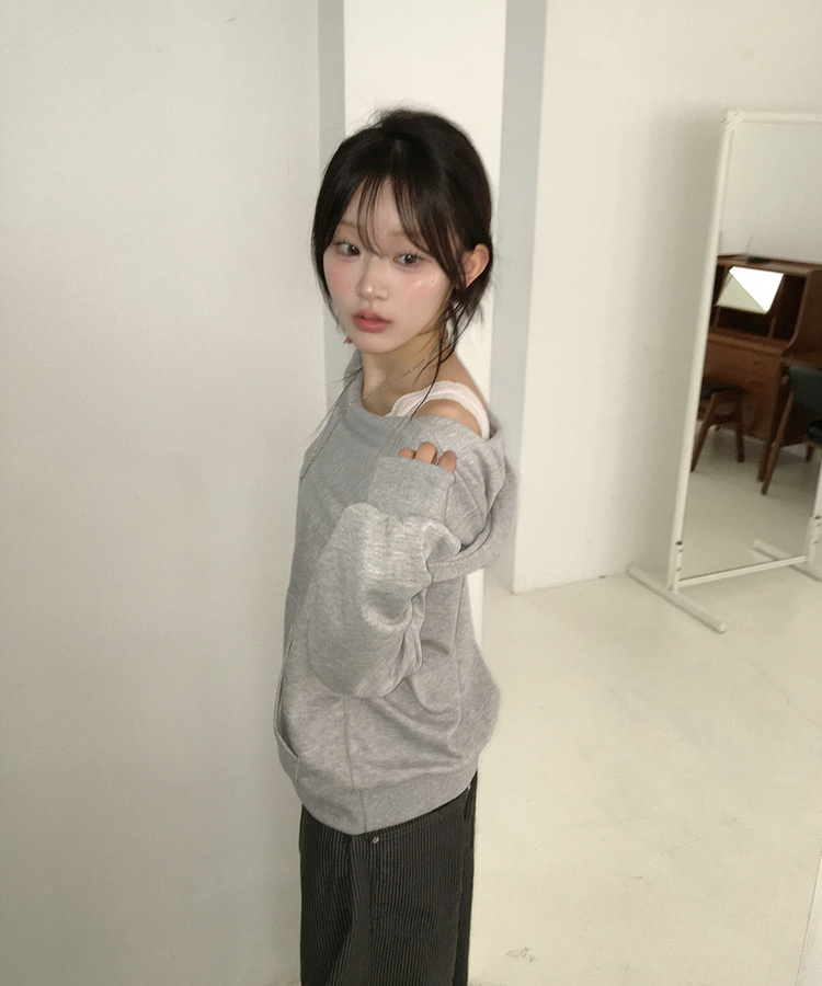 フードオフショルダートップス GREY