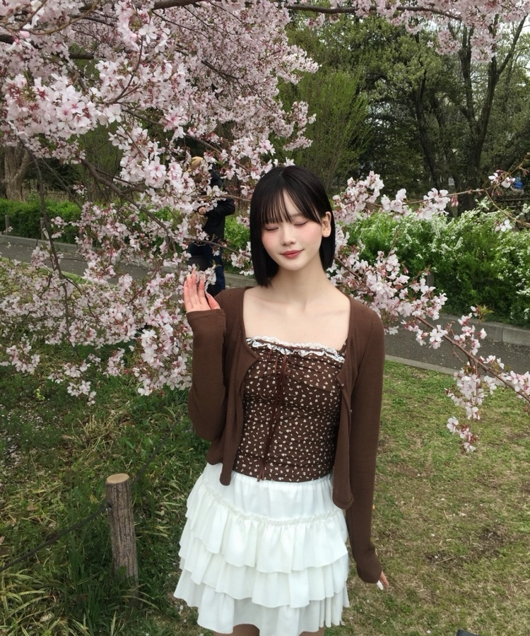 【SET】잔꽃무늬 캐미솔 가디건 브라운