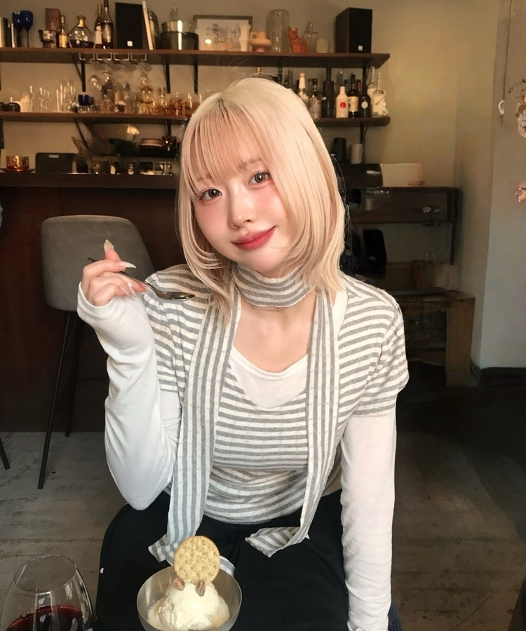 【タイ付き】VネックボーダーTシャツ GREY