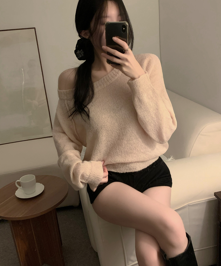 ボートネックオフショルダーシアーニット(7color) PINK