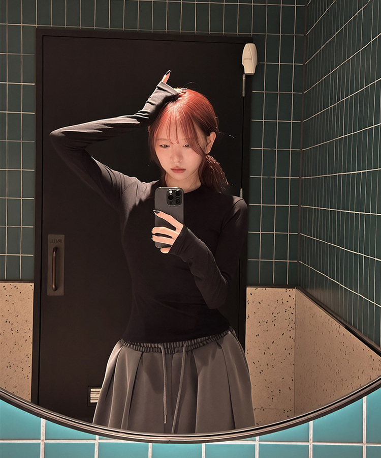 シンプルスリム長袖Tシャツ(5color) BLACK