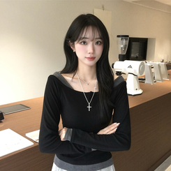 쫀득 데일리 버튼 일체형 레이어드 배색 긴팔 티셔츠 봄 상의 슬림핏 단추 긴팔티 3color 블랙