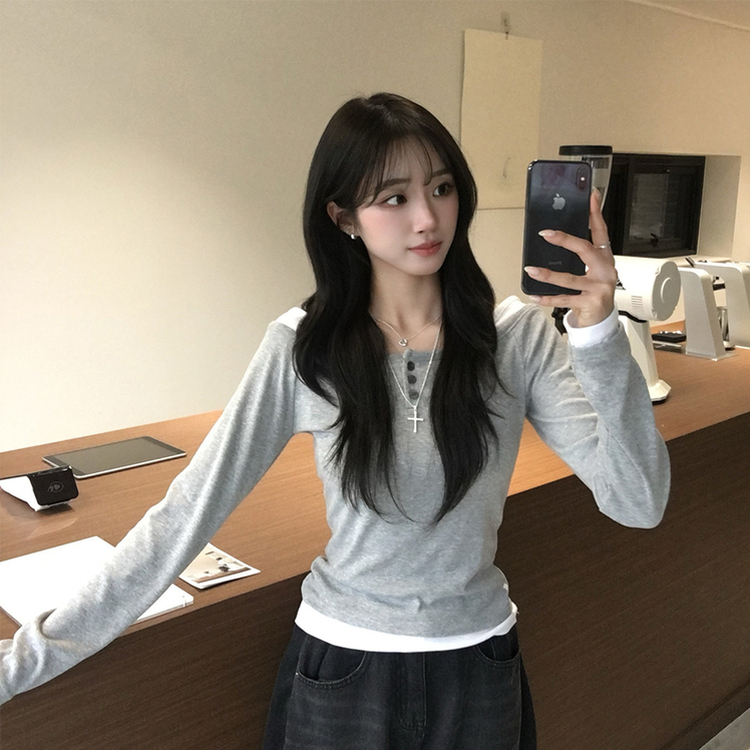 쫀득 데일리 버튼 일체형 레이어드 배색 긴팔 티셔츠 봄 상의 슬림핏 단추 긴팔티 3color 그레이