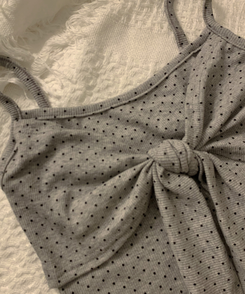 ドットリボンツイストリブキャミソール