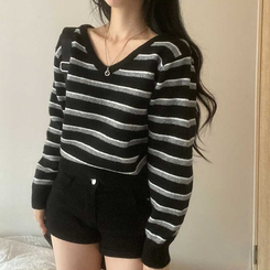 ボーダーバイカラーVネックニット BLACK