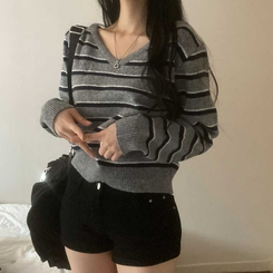 ボーダーバイカラーVネックニット GREY