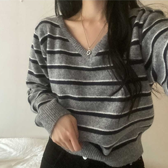 ボーダーバイカラーVネックニット GREY