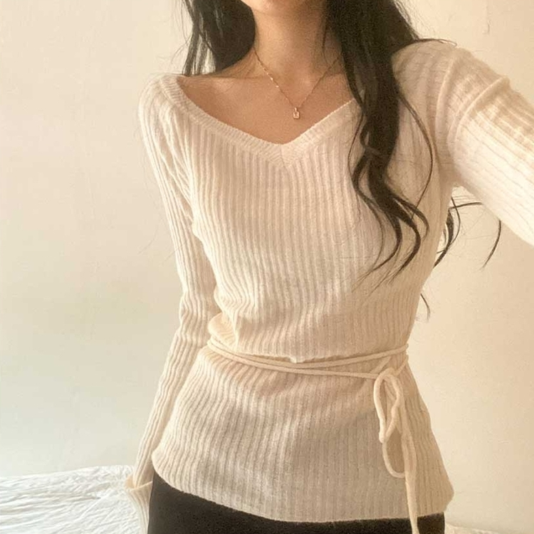 オフショルダーVネックリブニット IVORY