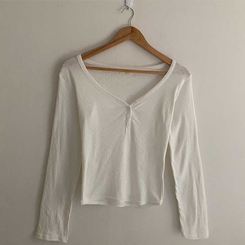 パンチングVネックボタン長袖Tシャツ