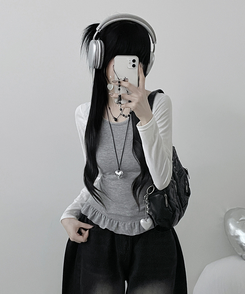 【SET】ホルターフリルキャミソール＋スリム長袖Tシャツ WHITE