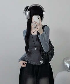 【SET】ホルターフリルキャミソール＋スリム長袖Tシャツ SKY BLUE