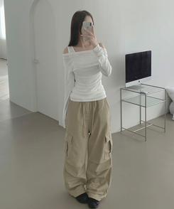 ドレープオフショルダーレイヤードTシャツ WHITE