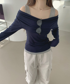 ドレープオフショルダーレイヤードTシャツ NAVY