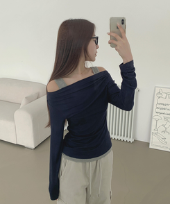 ドレープオフショルダーレイヤードTシャツ NAVY
