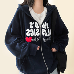 ハートレタリングフードジップアップ NAVY