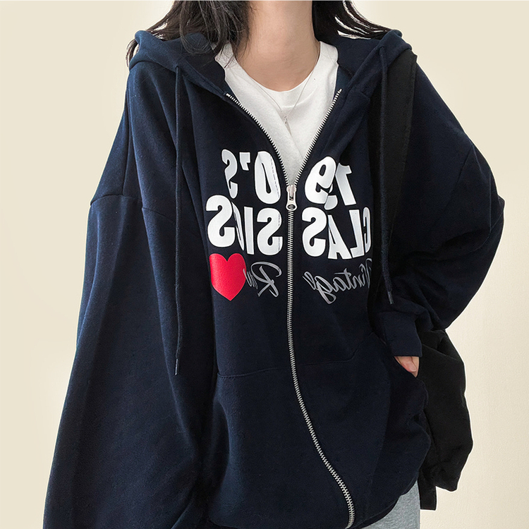 ハートレタリングフードジップアップ NAVY