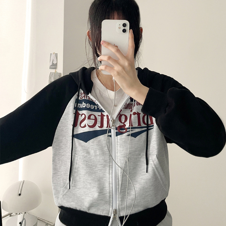 ラグランクロップドフードジップアップ BLACK