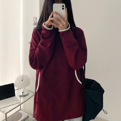 バイカラーラインハイネックフーディー WINE