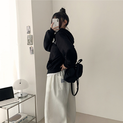 ナンバーパッチフードジップアップ BLACK