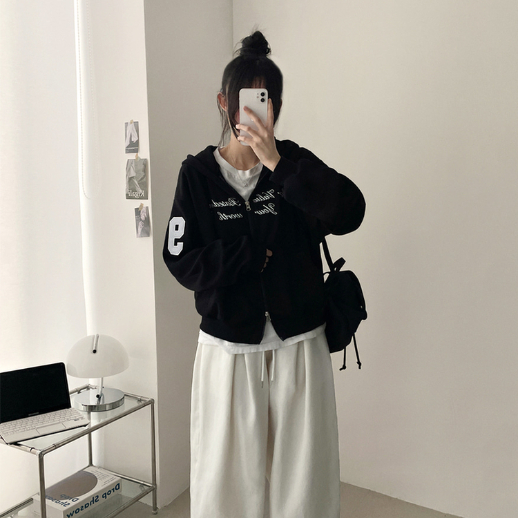 ナンバーパッチフードジップアップ BLACK