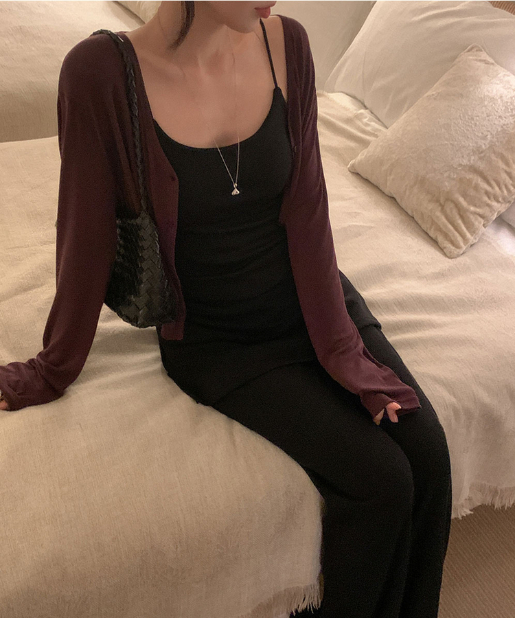 【カップ付き】ラウンドキャミソール BLACK