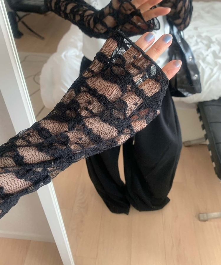 フラワーレーストップス BLACK