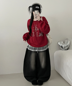 칼리도트레터링프린팅박스핏긴팔맨투맨 레드