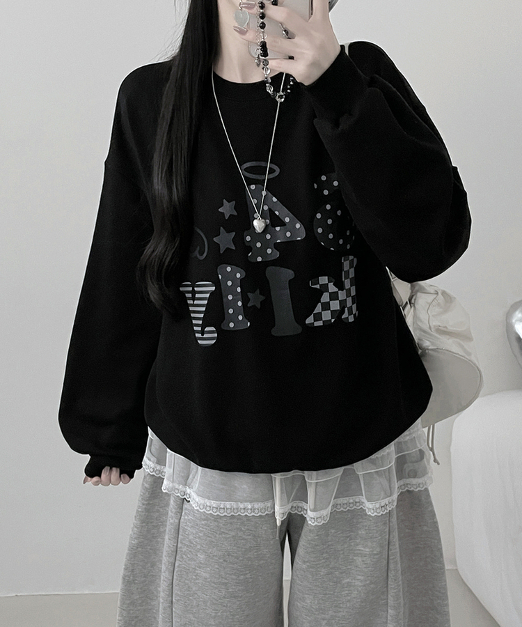 칼리도트레터링프린팅박스핏긴팔맨투맨 블랙