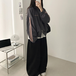 ラインハイネックジップアップ CHARCOAL