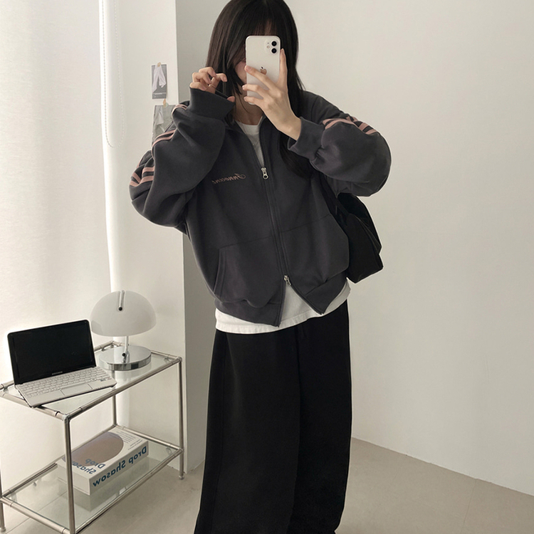 ラインハイネックジップアップ CHARCOAL