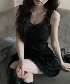 【カップ付き】ガーリーレースキャミソール BLACK