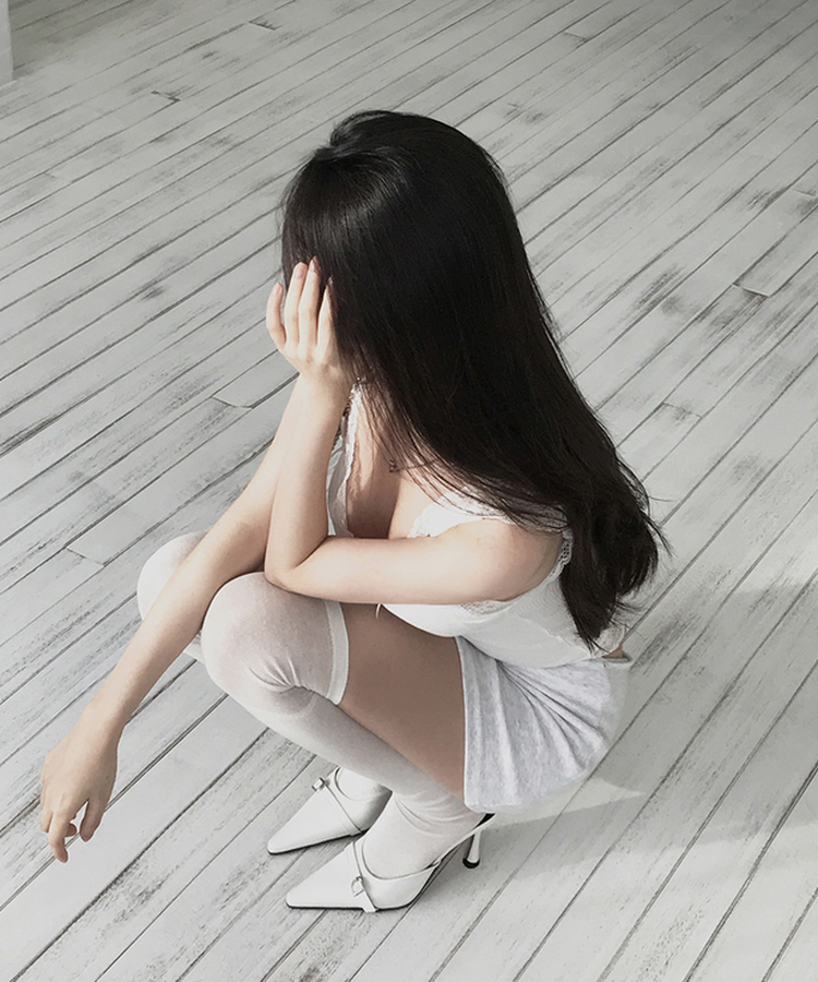 【カップ付き】ガーリーレースキャミソール WHITE