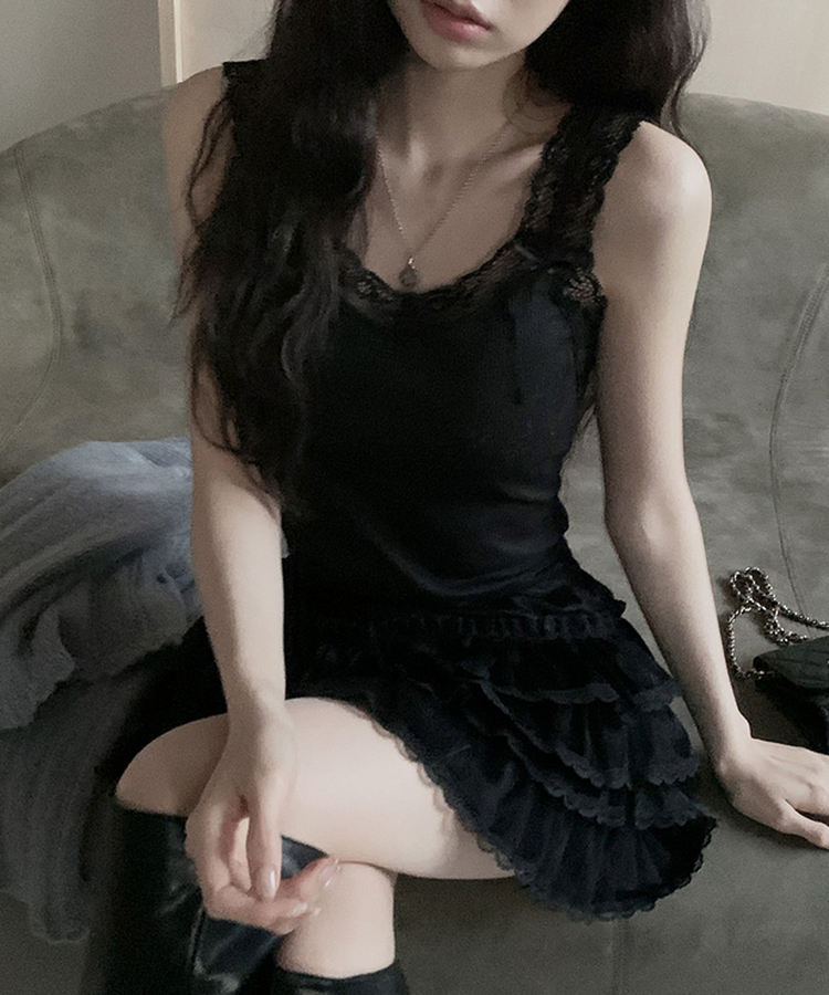 【カップ付き】ガーリーレースキャミソール BLACK