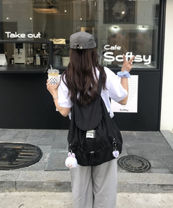 대용량 빈티지 체크 백팩 블랙