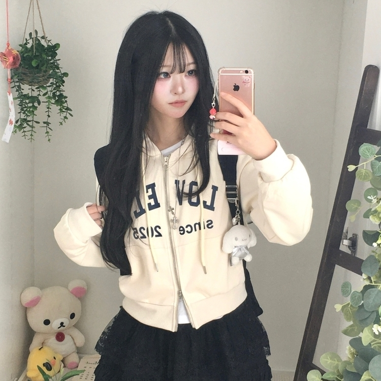 교복위에 툭 세미크롭 빈티지 레터링 러블리 후드집업 교복 아우터 봄 가을 학생 꾸안꾸 캐주얼 개강 개학 아이보리