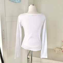 スタッズポイント長袖Tシャツ