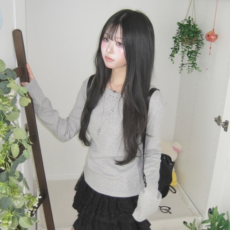 スタッズポイント長袖Tシャツ MELANGE