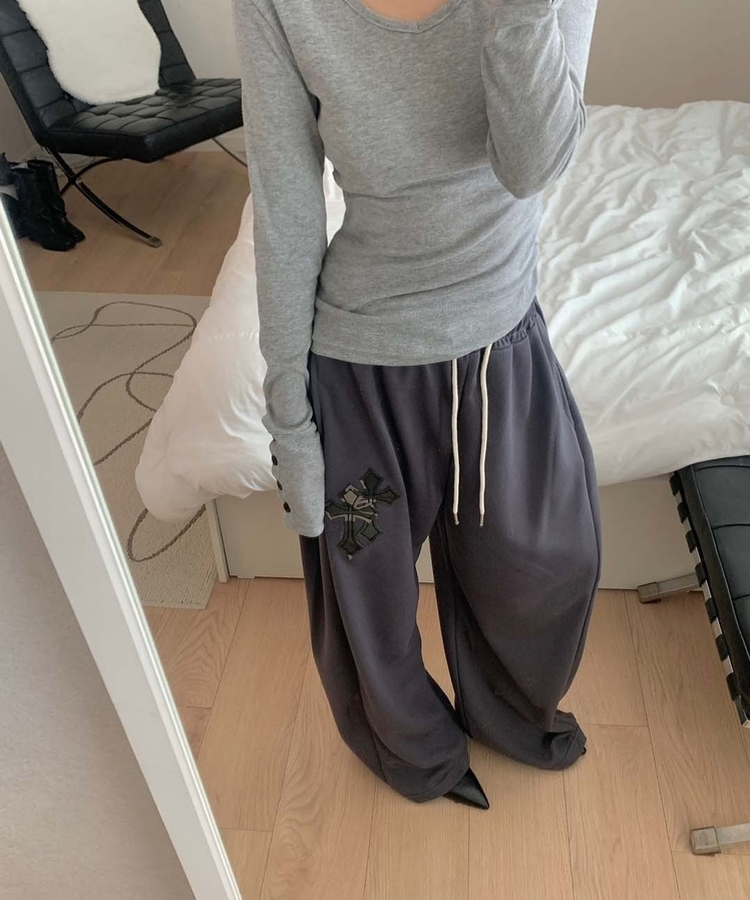 十字パッチピンタックワイドパンツ(6color) CHARCOAL