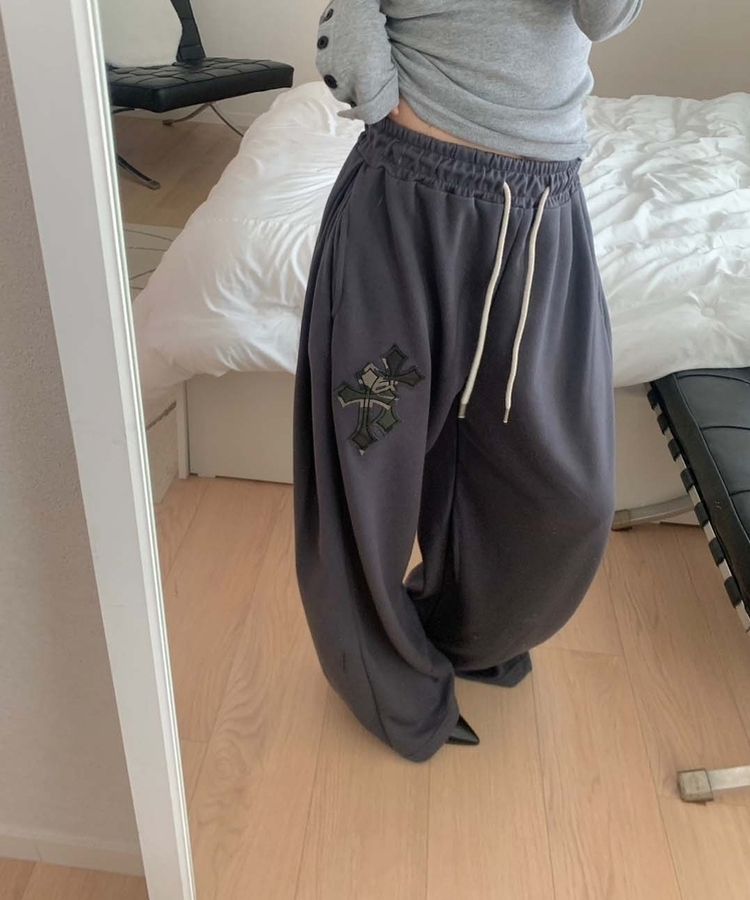 十字パッチピンタックワイドパンツ(6color) CHARCOAL