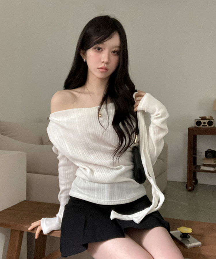 크림 오프 드레이프 머플러 골지 니트 티셔츠 아이보리