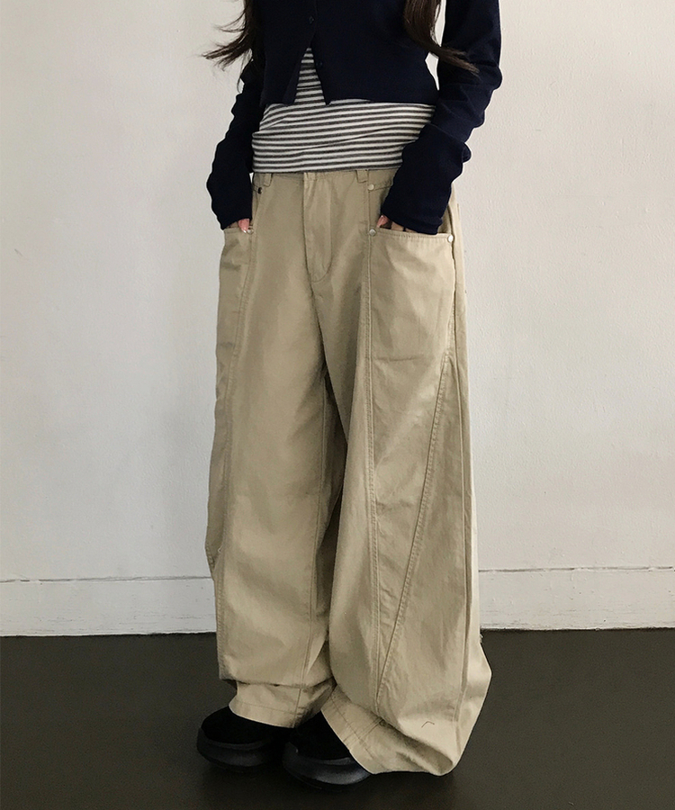 スリットコットンワイドパンツ LIGHT BEIGE