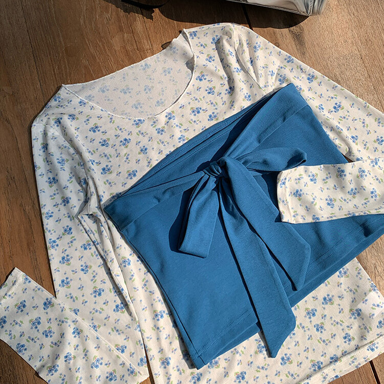 【SET着用可能】小花シースルートップ