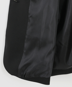 オーバーフィットジャケット