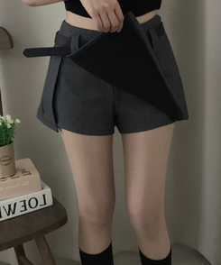 【ベルト付き】ドットミニスカートパンツ GREY