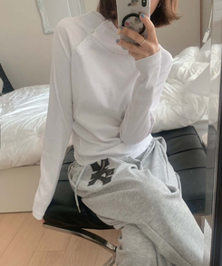 斜めボタンハイネックフードＴ IVORY