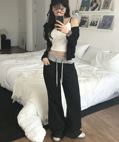 ストリングバックポケットブーツカットパンツ BLACK