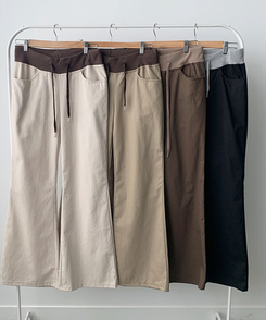 ストリングバックポケットブーツカットパンツ