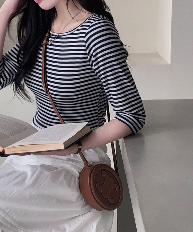 세상 부드러운 촉감말랑 보들 단가라 7부 라운드 굴림 티셔츠 네이비