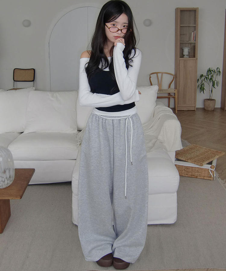 유렌 스트랩 하트 나염 백포켓 와이드 트레이닝 팬츠 그레이